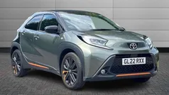 Cardamom green with black Used 2022 Toyota Aygo Edition Hatchback | £16,650 (Fair price)