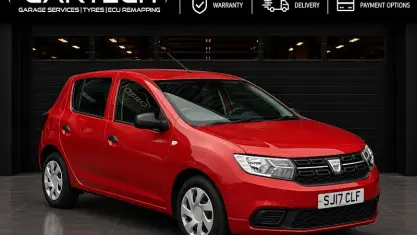 Used Dacia Sandero Ambiance 90 HP (66 kW) 2017 Red Hatchback