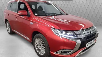 Used Mitsubishi Outlander P-HEV 177 HP (130 kW) 2018 Estate
