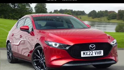 Used Mazda 3 Inclusive 186 HP (136 kW) 2022 Red Hatchback