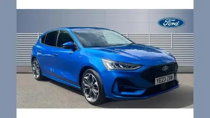 Used Ford Focus ST-Line X 155 HP (114 kW) 2023 Blue Hatchback