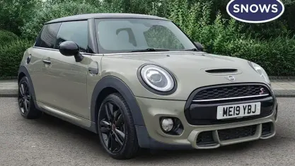 Used Mini Cooper S Sport 192 HP (141 kW) 2019 Grey Hatchback