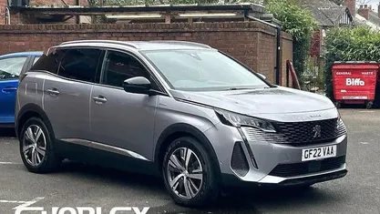 Used Peugeot 3008 Allure Premium 225 HP (165 kW) 2022 Grey SUV