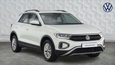 White Used 2022 VW T-Roc Life SUV | £19,075 (Fair price)