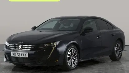 Usado Peugeot 508 Allure Premium 225 HP (165 kW) 2022 Azul Citadino