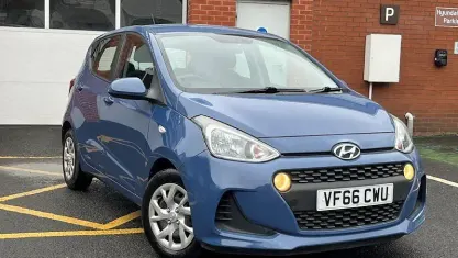 Used Hyundai i10 SE 67 HP (49 kW) 2020 Hatchback
