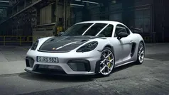 White New 2024 Porsche Cayman GT4 Coupe | £131,950 (Fair price)