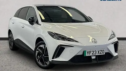 Used 2025 MG MG4 EV Trophy Hatchback | £16,119 (Super price)