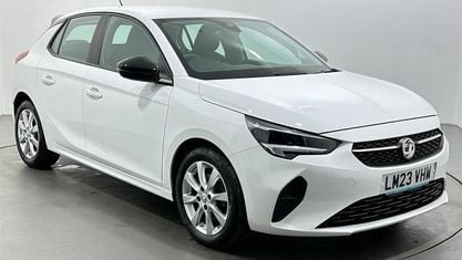 Używany Vauxhall Corsa Design Edition 101 KM (74 kW) 2023 Biały Hatchback