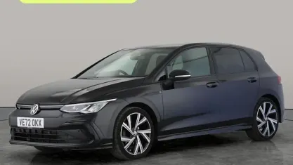 Używany VW Golf VIII R-line 150 KM (110 kW) 2023 Czarny Hatchback