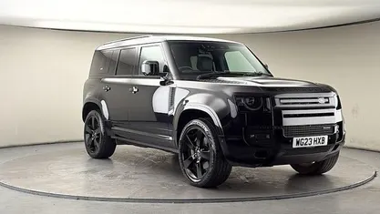 Used Land Rover Defender HSE Dynamic 300 HP (220 kW) 2023 Santorini black SUV