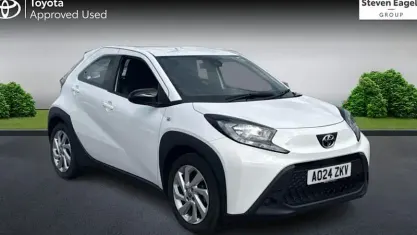Used Toyota Aygo X PURE 72 HP (52 kW) 2025 SUV
