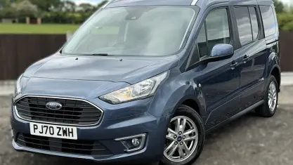 Used Ford Grand Tourneo Connect Titanium 120 HP (88 kW) 2020 Blue MPV