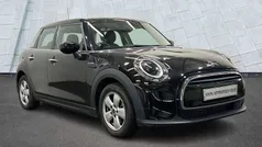 Used 2022 Mini Cooper Classic Hatchback | £17,400 (Good price)