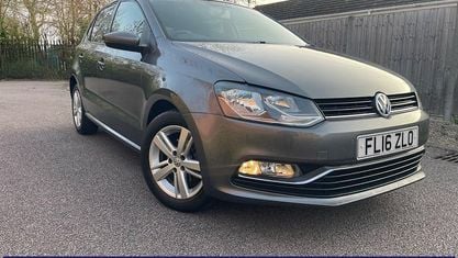 Używany VW Polo Match 60 KM (44 kW) 2016 Szary Hatchback