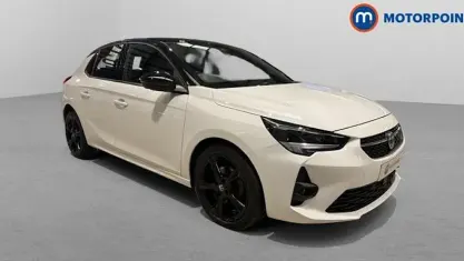 Used Vauxhall Corsa 101 HP (74 kW) 2023 White Hatchback