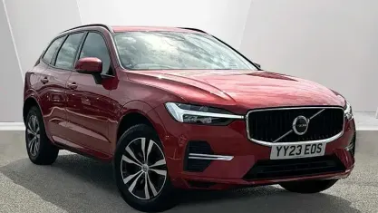 Used Volvo XC60 Core 250 HP (183 kW) 2023 Red SUV