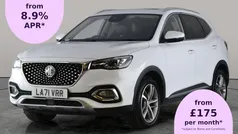 White Used 2022 MG HS Exclusive SUV | £13,119 (Fair price)