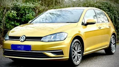 Used 2018 VW Golf VII SE Hatchback | £9,495 (Fair price)