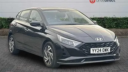 Black Used 2024 Hyundai i20 Advanced Hatchback | £15,308 (Fair price)