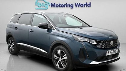 Second-hand Peugeot 5008 GT 131 CP (96 kW) 2023 Albastru SUV