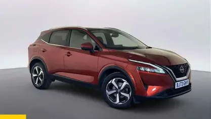 Used Nissan Qashqai N-Connecta 140 HP (102 kW) 2024 Red SUV