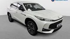 White New 2024 MG HS Trophy SUV | £22,999 (Fair price)