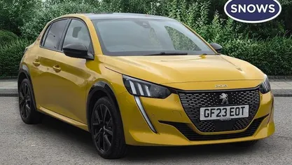 Used Peugeot 208 GTi 131 HP (96 kW) 2023 Yellow Hatchback