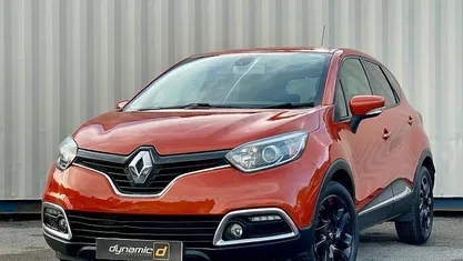 Orange Used 2015 Renault Captur Dynamique SUV | £5,650 (Fair price)