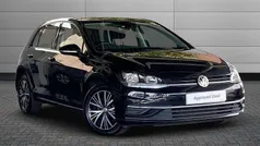 Used 2017 VW Golf VII SE Hatchback | £10,095 (Fair price)