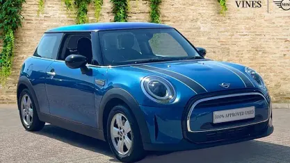 Used Mini Cooper Classic 136 HP (100 kW) 2022 Hatchback