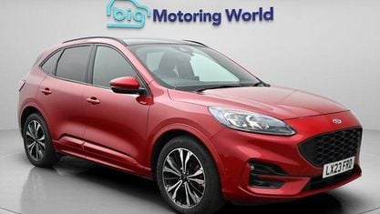 Begagnad Ford Kuga ST-Line X 150 HK (110 kW) 2023 Röd SUV