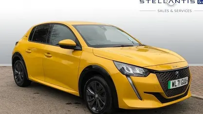 Used 2022 Peugeot e-208 Allure Premium Hatchback | £10,483 (Fair price)