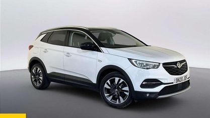 Używany Vauxhall Grandland X SRi 131 KM (96 kW) 2020 Biały SUV