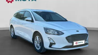 Used Ford Focus Zetec 120 HP (88 kW) 2021 White Estate