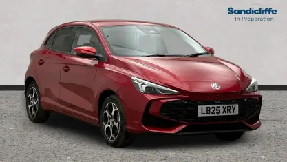 Used MG MG3 Trophy 194 HP (142 kW) 2024 Tri coat  dynamic red Hatchback