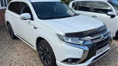White Used 2016 Mitsubishi Outlander P-HEV Estate | £9,288 (Fair price)