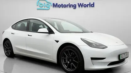 Used Tesla Model 3 Standard Range Plus 222 kW (302 HP) 2021 Sedan