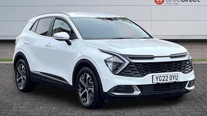 White Used 2022 Kia Sportage SUV | £21,401 (Fair price)