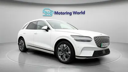 Used Genesis GV70 Sport 359 kW (489 HP) 2024 White SUV