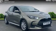 Used 2025 Toyota Yaris Hybrid Hatchback | £16,253 (Super price)