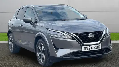 Używany Nissan Qashqai N-Connecta 158 KM (116 kW) 2023 Szary SUV