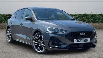 Used Ford Focus ST-Line X 155 HP (114 kW) 2023 Grey Hatchback