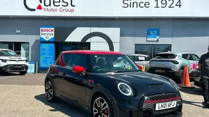 Used Mini John Cooper Works Hatch 231 HP (169 kW) 2022 Hatchback