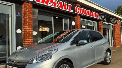 Used 2018 Peugeot 208 Allure Hatchback | £4,750 (Fair price)