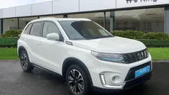 Superior white Used 2022 Suzuki Vitara SZ5 SUV | £18,195 (Fair price)