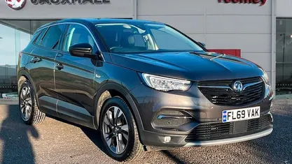 Used 2021 Vauxhall Grandland X SRi SUV | £12,500 (Good price)
