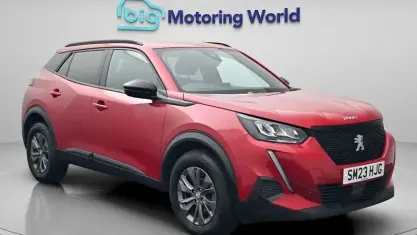 Used Peugeot 2008 Active+ 101 HP (74 kW) 2023 Red SUV