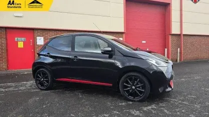 Used Toyota Aygo x-press 72 HP (52 kW) 2019 Black Hatchback