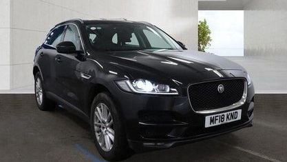 Usado Jaguar F-Pace Portfolio 179 HP (131 kW) 2020 SUV